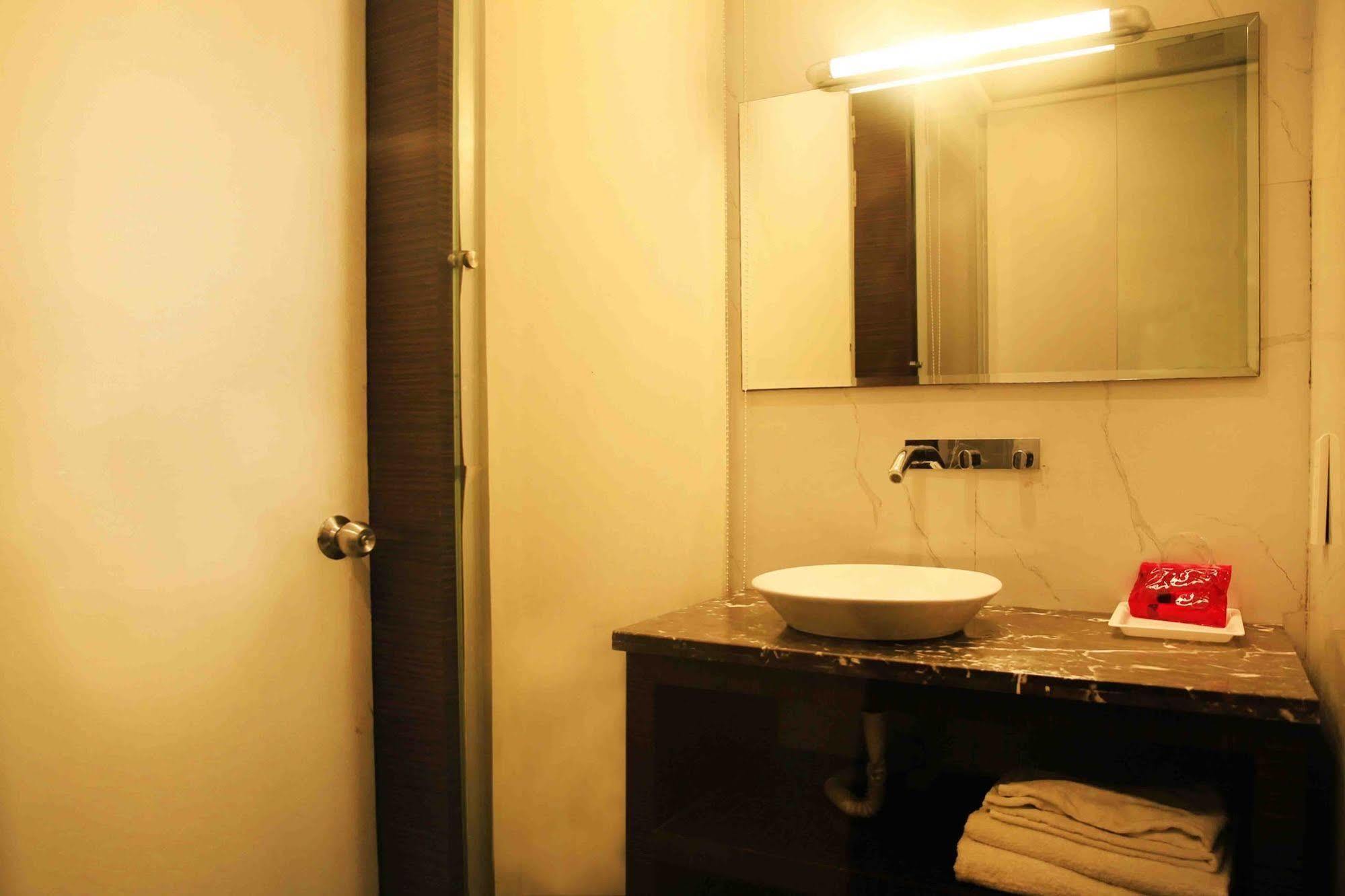 Fabhotel Prudent Амритсар Екстериор снимка