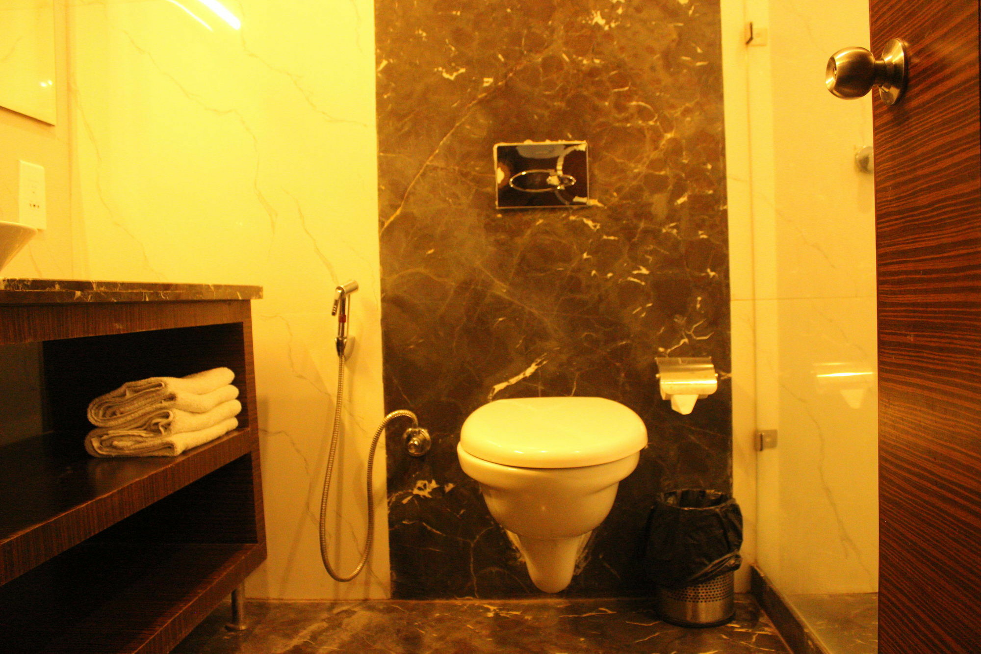 Fabhotel Prudent Амритсар Екстериор снимка