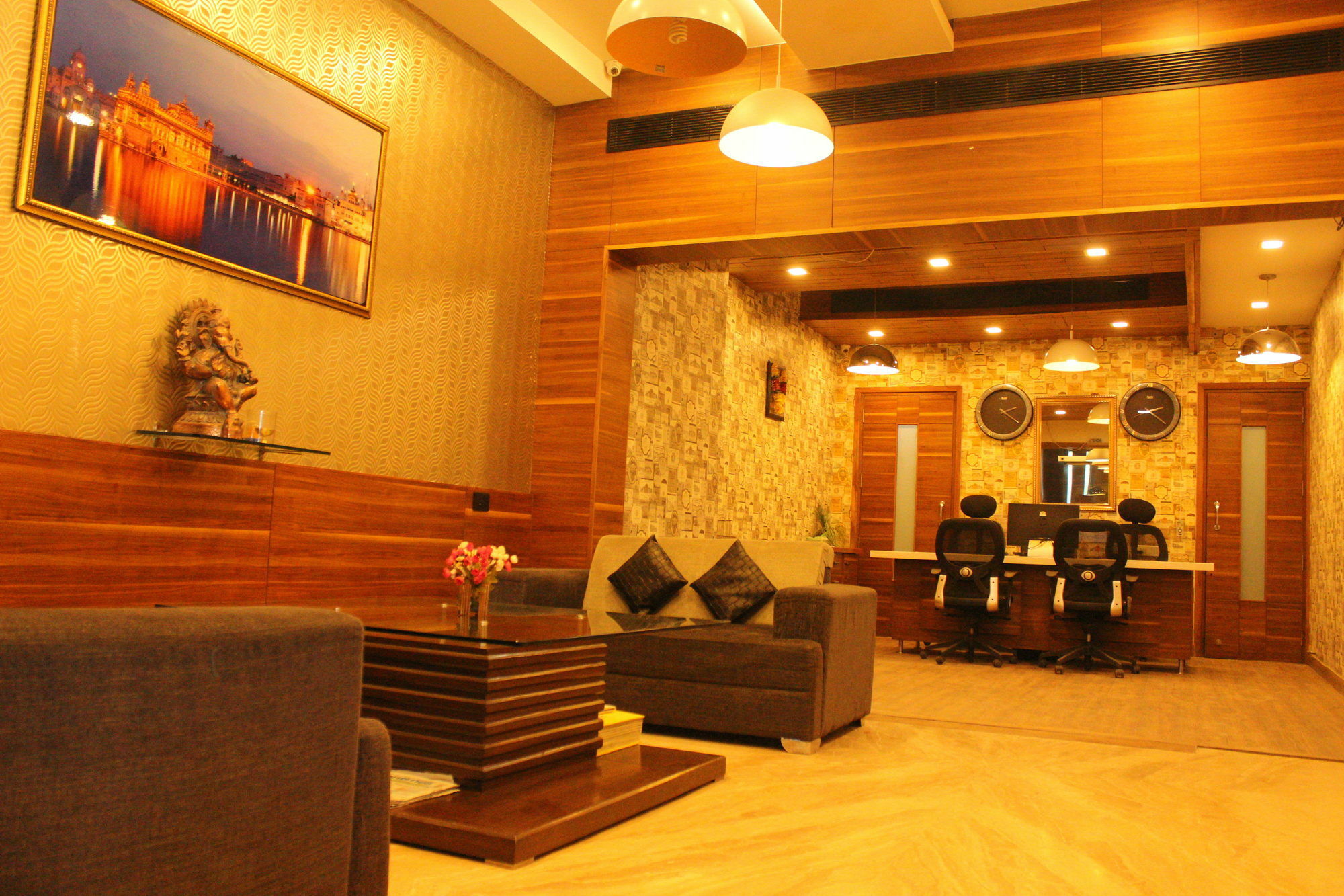 Fabhotel Prudent Амритсар Екстериор снимка